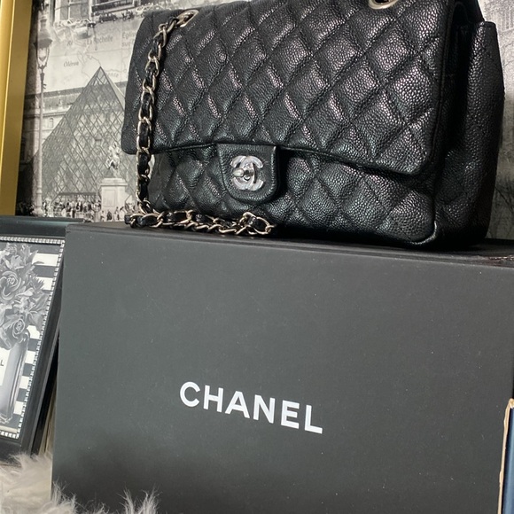 Chanel Caviar Quilted Medium Double Flap Black 💃🏻 - Picture 5 of 12